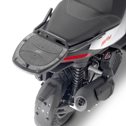 Adaptador posterior Givi SR6711 Aprilia SR GT 125-200 2022