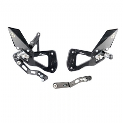 Estriberas regulables Lightech FTRSU004W Suzuki GSXR 1000 2017-2022 Posapies abatible