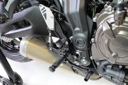 Estriberas retrasadas Gilles Tooling FXR-Y03-BR FXR negro / rojo