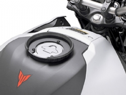 Kit adaptador metálico Givi BF54 Yamaha MT-03 321 2020