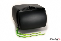 Baúl Maxi Box Puig 3659N con cerradura y fijado con cinchas