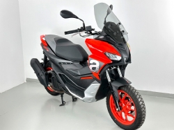 Parabrisas WRS AP007F Touring Aprilia SR GT 2022-2023 Ahumado - foto 4 Parabrisas WRS AP007F Touring Aprilia SR GT 2022-2023 Ahumado - foto 4
