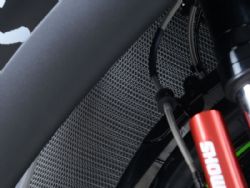 Cubreradiador Rg-racing RAD0200BK