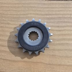Piñón Jt Sprockets JTF520.17RB dientes REACONDICIONADO
