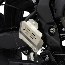 Protector de bomba de freno Crosspro Suzuki de 800 V-strom 23-24 plata