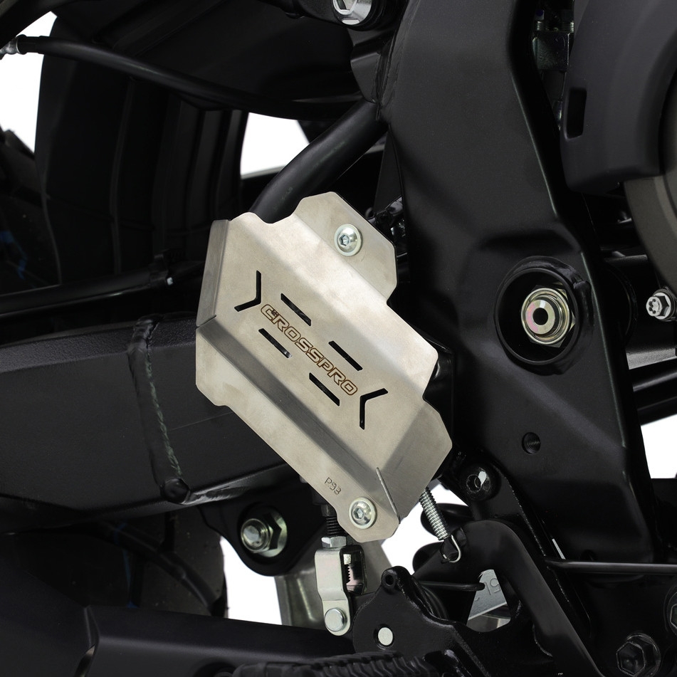 Protector de bomba de freno Crosspro Suzuki de 800 V-strom 23-24 plata