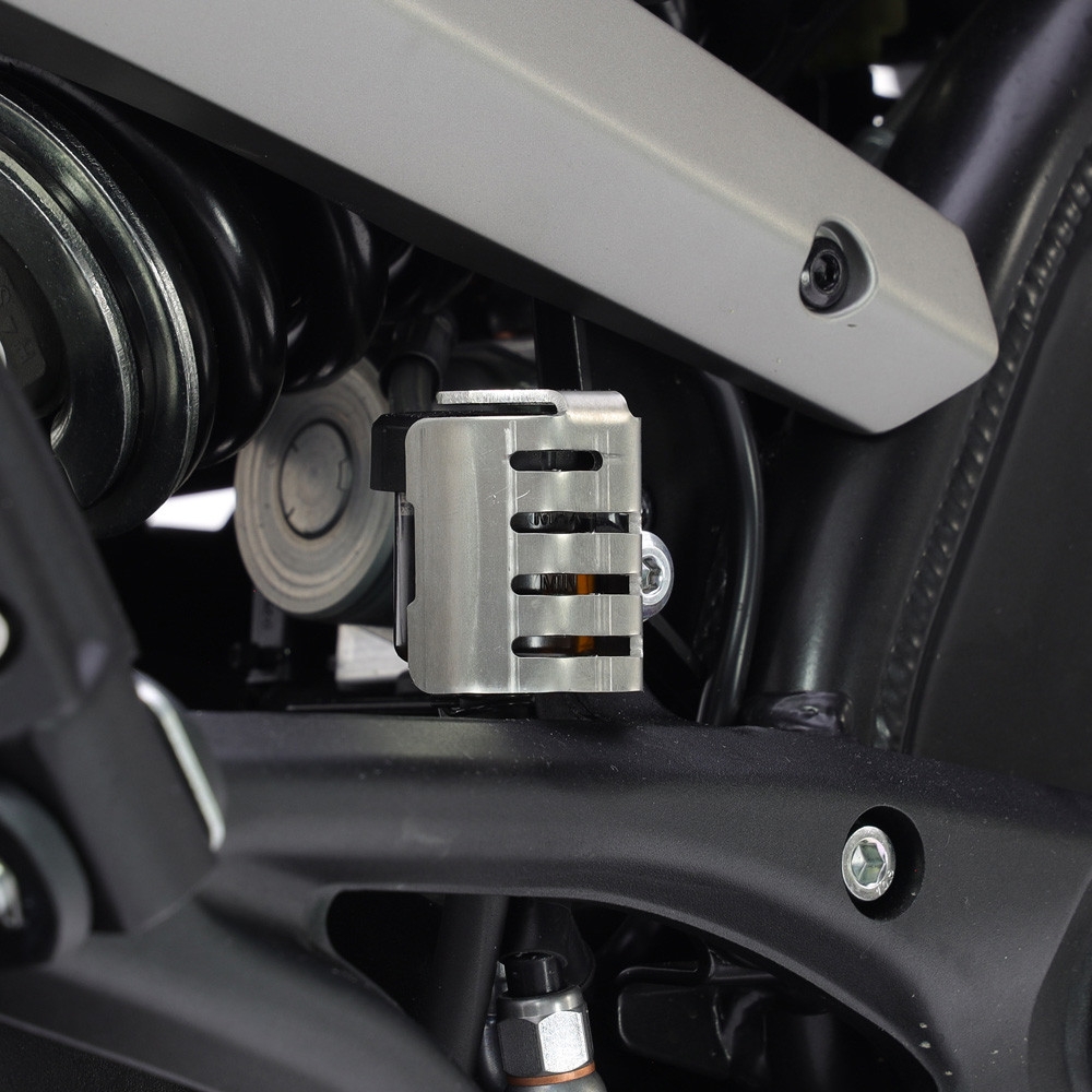 Protector del depósito de líquido de freno Crosspro Aprilia 2CP21800870014
