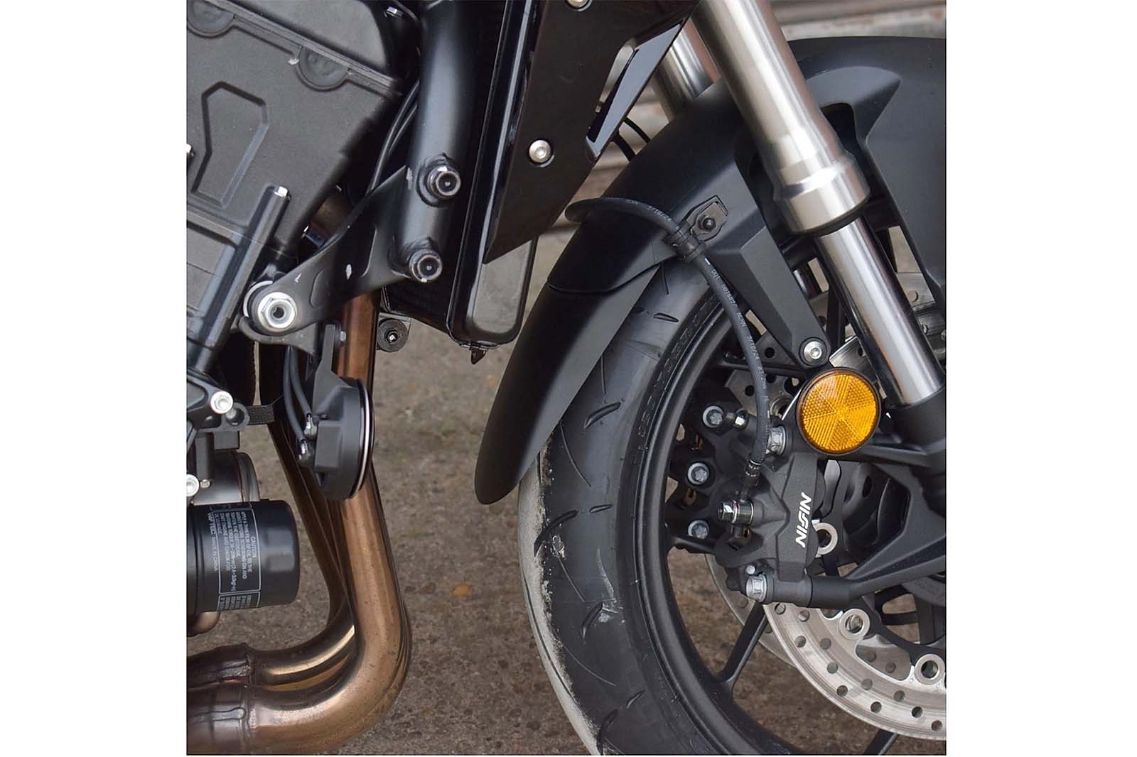 Faldón guardabarros del. Puig 22404N Honda CB 1000 Hornet Negro