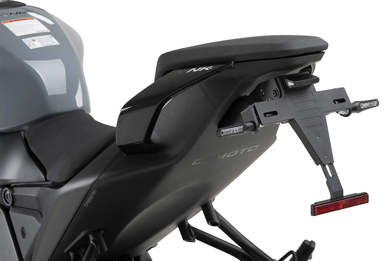 Soporte portamatrículas Puig 22857N CFMOTO 675 Sr-r 2025 Negro