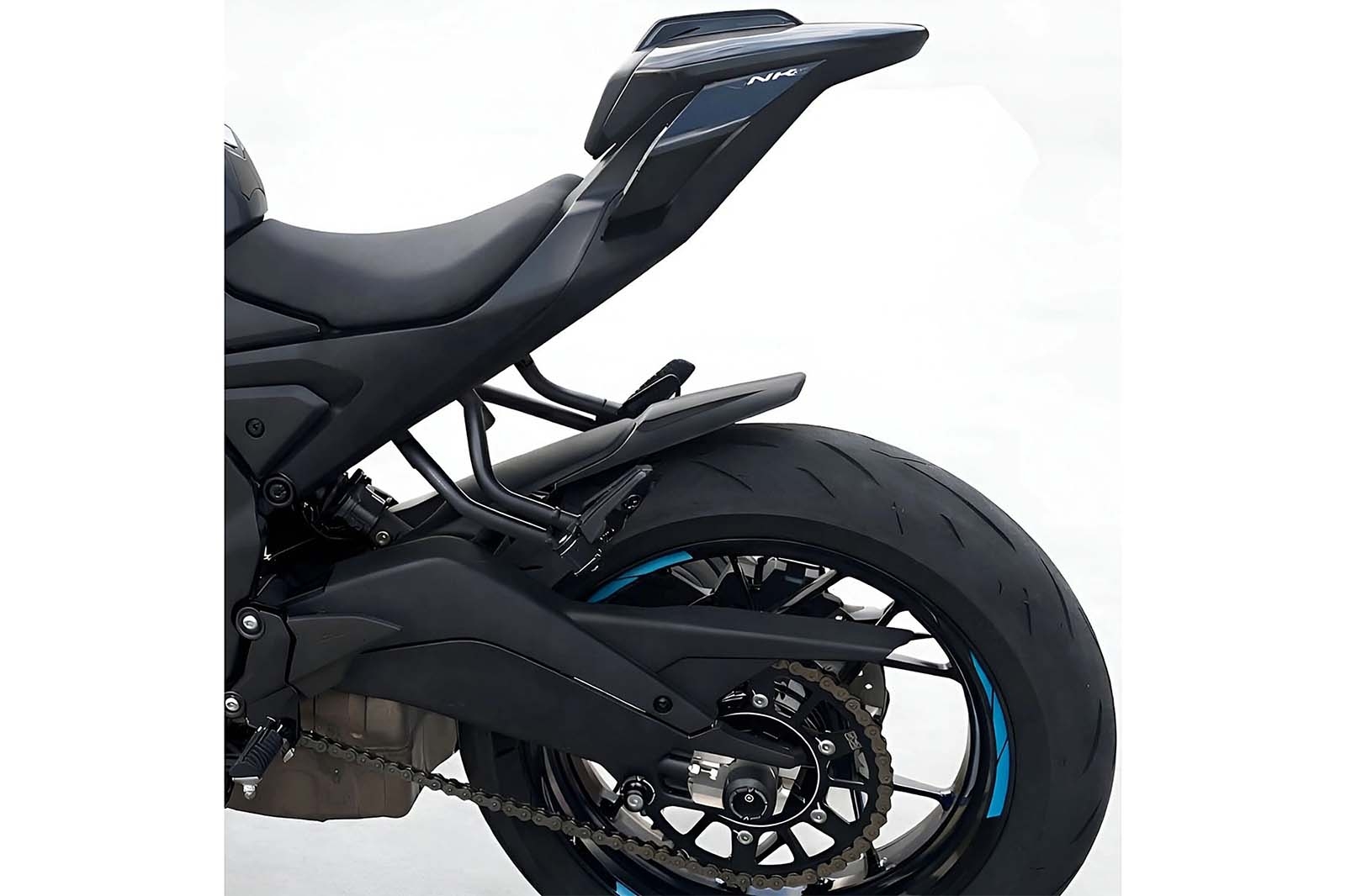 Extensión guardabarros trasero Puig 22886J CFMOTO 675NK 2025 Negro mate