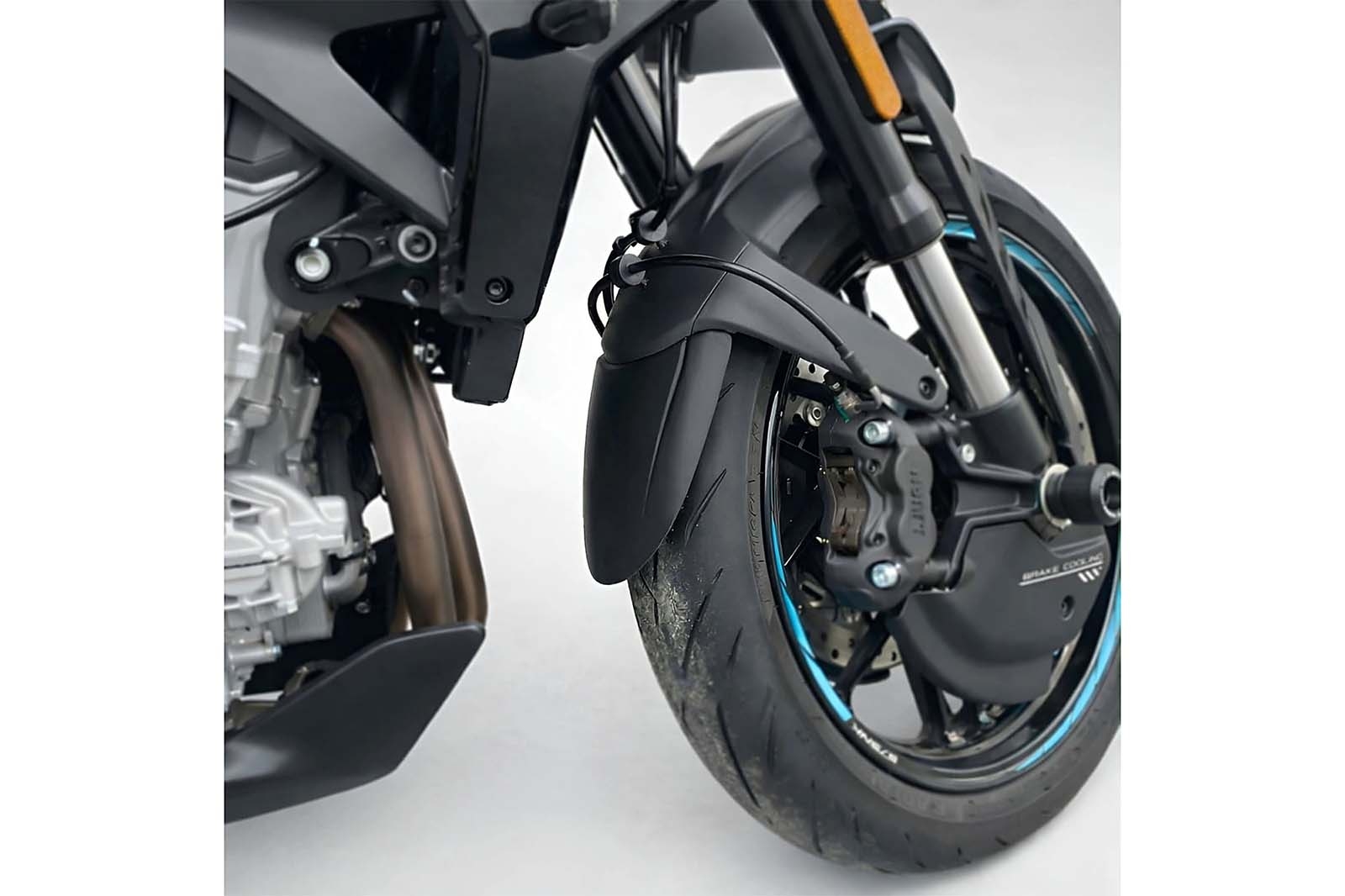 Faldón guardabarros delantero Puig 22911N CFMOTO 675NK 2025 Negro