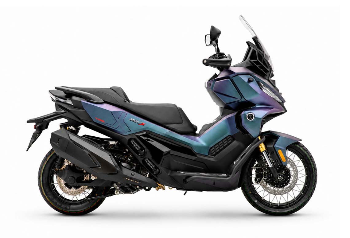 Voge SR450X scooter crossover bicilíndrico
